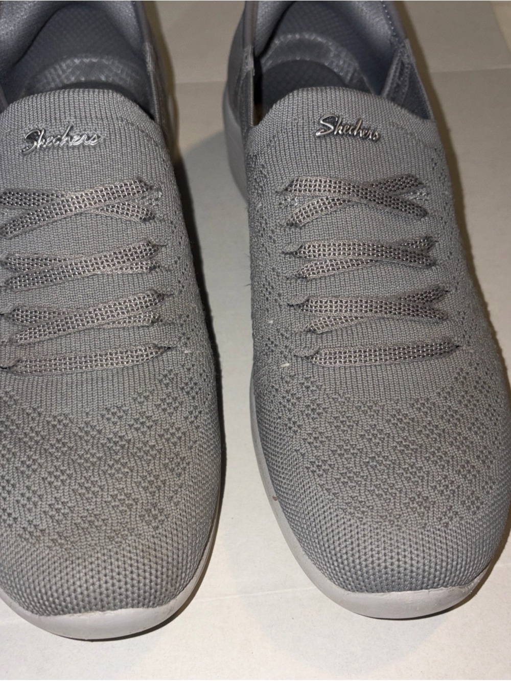 Sketchers women’s Arya Swiftly brand new slip on gray sneakers size 8